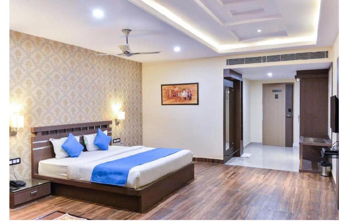 Hotel Puja Residency Varanasi Esterno foto