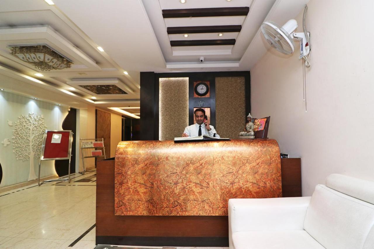 Hotel Puja Residency Varanasi Esterno foto